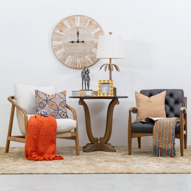 Mesa ocasional nenufar, madera mindi, diseño artesanal, madera solida, acabado liso mate, mesa lateral de madera mindi. estilo contemporáneo. 
