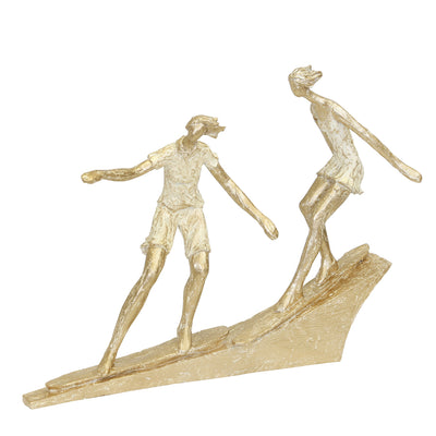 escultura de pareja surfeando