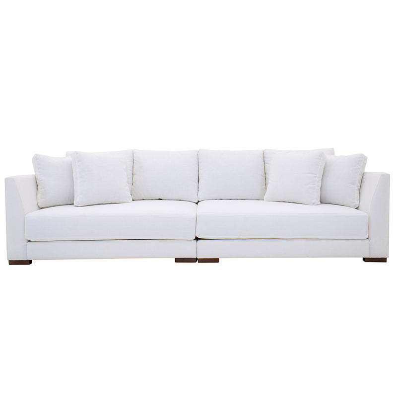 Moderno sofá cómodo