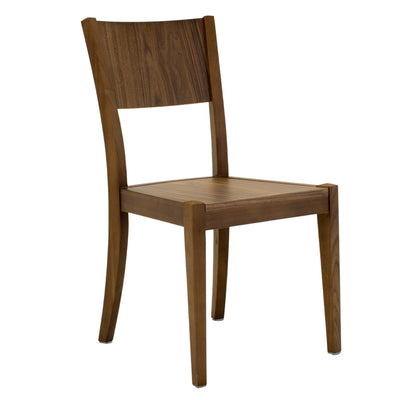 Fina silla de madera
